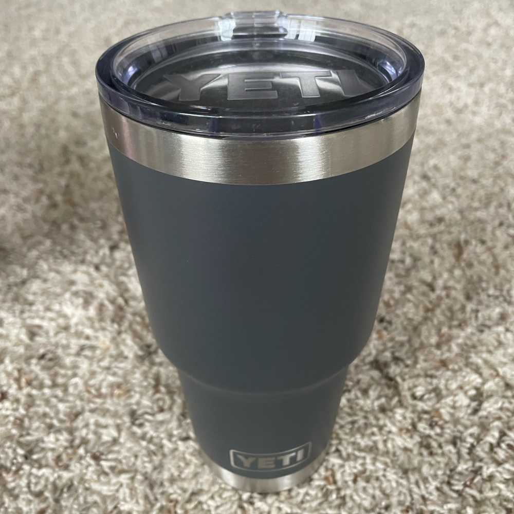 Yeti Rambler 30 oz tumbler - sold out color